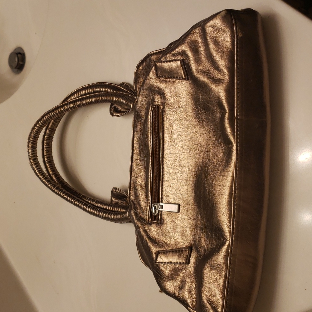 purse ๐ - Picture 9 of 10